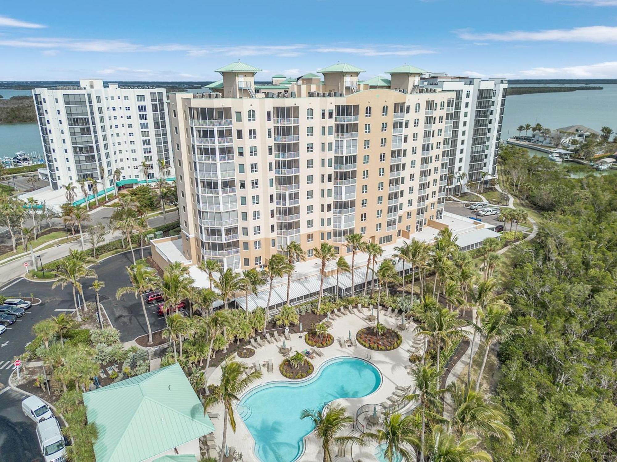 Waterfront Condo W/ Bay Views, Pool & Tennis Court Форт Майерс Бич Экстерьер фото